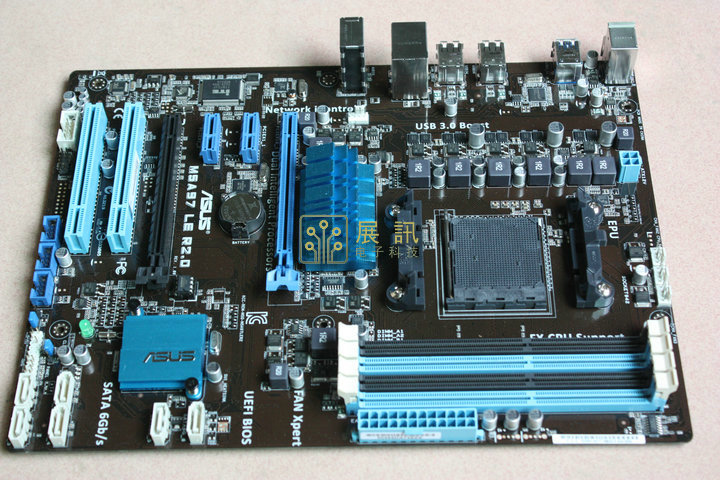 ASUS M5A97 LE R2.0 AM3+ AMD 970 SATA 6Gb/s USB 3.0 ATX AMD Mothe - Click Image to Close